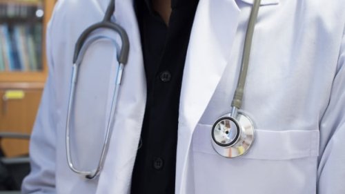 Doctor took $100K loan to work in northern Manitoba town, left before contract was up: court documents