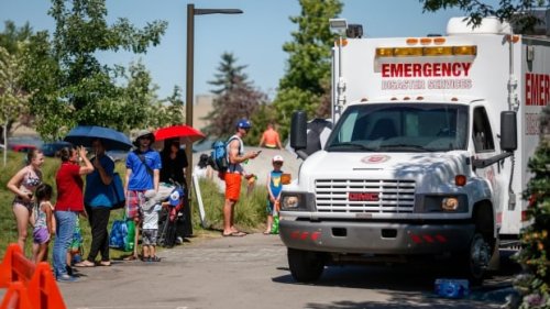 Extreme heat warnings issued across Alberta, temperatures up to 35 C expected | CBC News