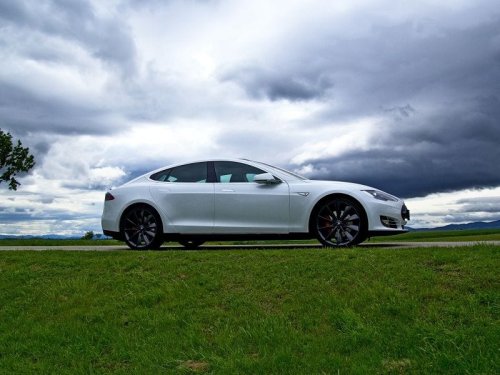 Can I rent a Tesla? Yes, but it's not cheap - C Boarding Group - Travel, Remote Work & Reviews