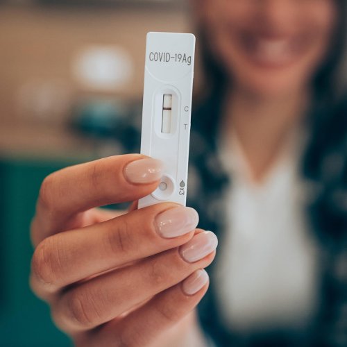 Why do COVID-19 PCR and antigen tests produce different results?