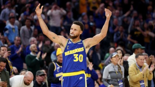 Stephen Curry is a superhuman shooter, but his latest full-court viral video is too ridiculous to believe