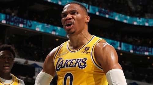 Russell Westbrook nets Lakers' highest-scoring half since Kobe Bryant, stuns Michael Jordan in loss to Hornets