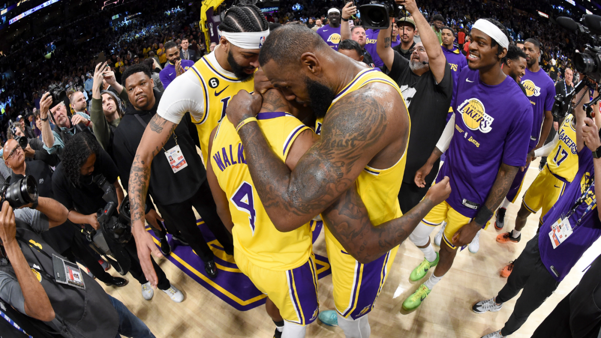 Lakers vs. Warriors: Lonnie Walker IV melawan Kobe Bryant di kuarter keempat yang bersejarah saat LA naik 3-1