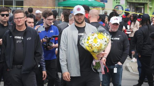 Bills, NFL announce $400K donation to Buffalo charities after racially-motivated mass shooting