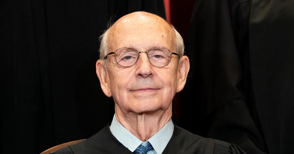 Supreme Court Justice Stephen Breyer plans to retire, paving the way for Biden pick