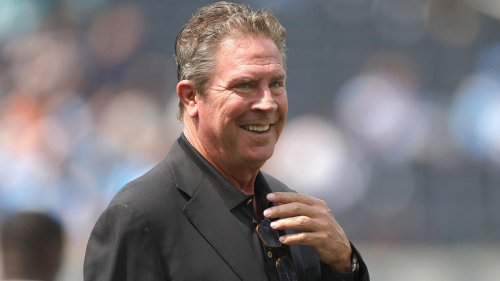 Dolphins legend Dan Marino lists his greatest NFL quarterbacks of all time; one surprising name makes the cut