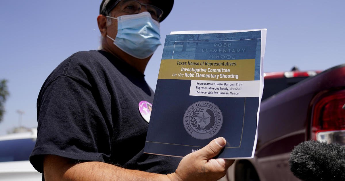 Texas lawmakers say Uvalde response was result of "systemic failures and egregious poor decision making"