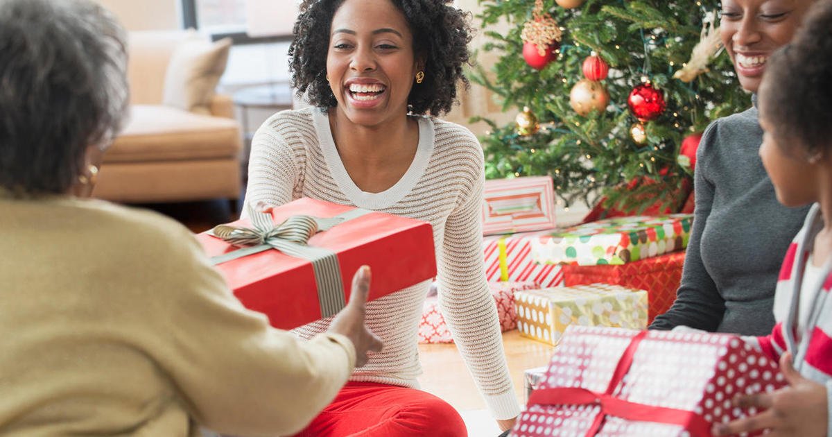 Christmas 2022 gift guide: Best last minute gifts under $100 (with deals)