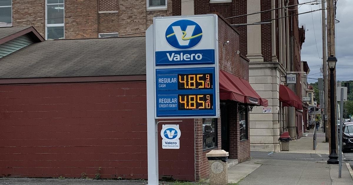 Gas prices fall ahead of busy July 4th travel weekend