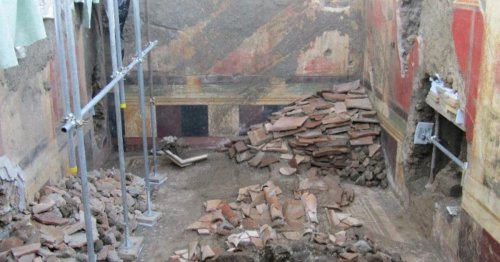 Construction site found at Pompeii reveals details of ancient building techniques – and politics