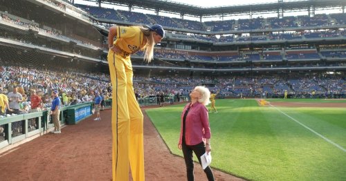 Savannah Bananas bring new life to baseball, dancing and playing by their own rules