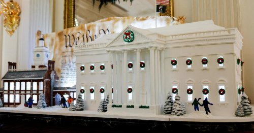 White House unveils first lady's holiday theme of "We the People"
