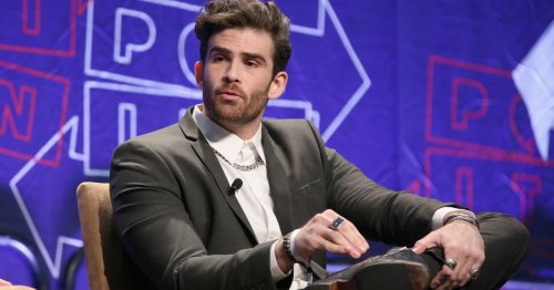Streamer, left-wing commentator Hasan Piker says he was detained, questioned inappropriately at O'Hare