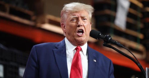 In Detroit suburbs, Trump criticizes Biden, Democrats, automakers over electric vehicles