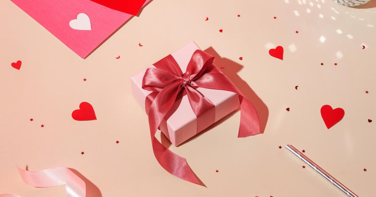 Valentine's Day gift guide 2023: The best customizable gifts