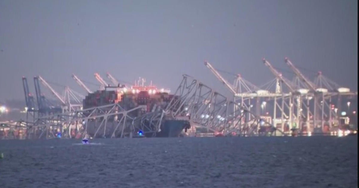 Emotional Baltimore Mayor urges prayers after bridge collapse