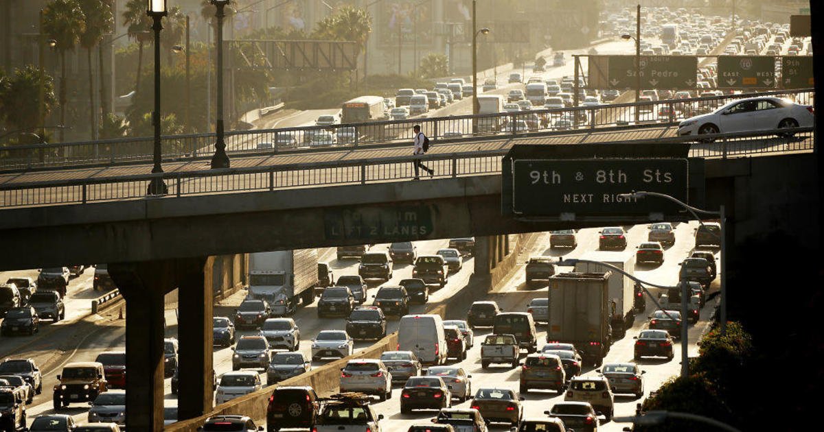 Traffic, weather — what's ahead for travelers during Thanksgiving 2023
