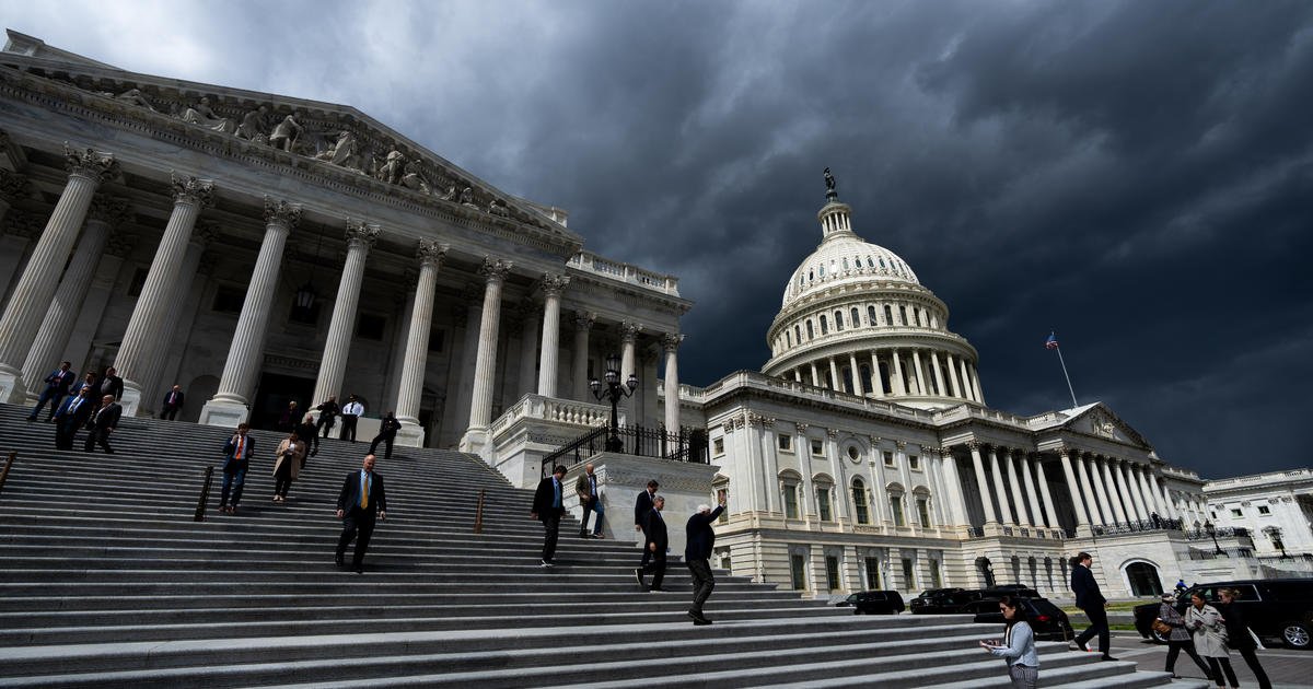House Republicans focus closing message on economic frustrations