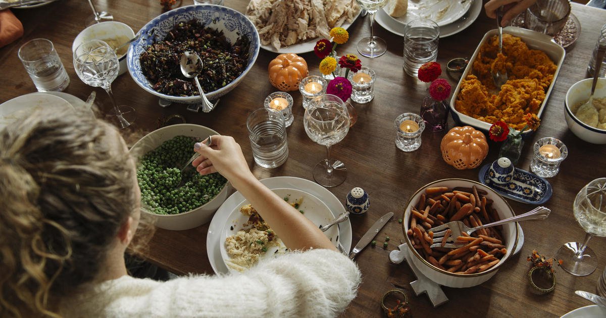 Indulge on Thanksgiving, but beware of these unhealthy eating behaviors