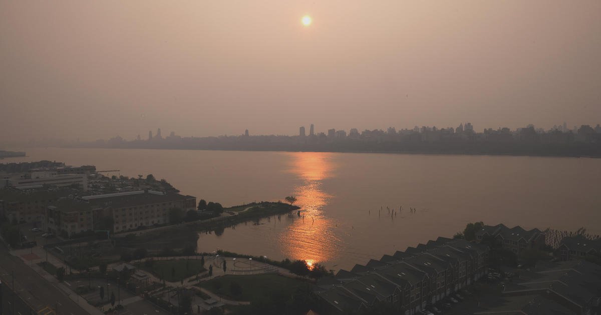See it in photos: Smoke from Canadian wildfires engulfs NYC in hazy blanket