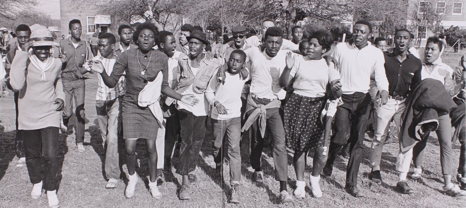 These Rare Photos of the Selma March Place You in the Thick of History