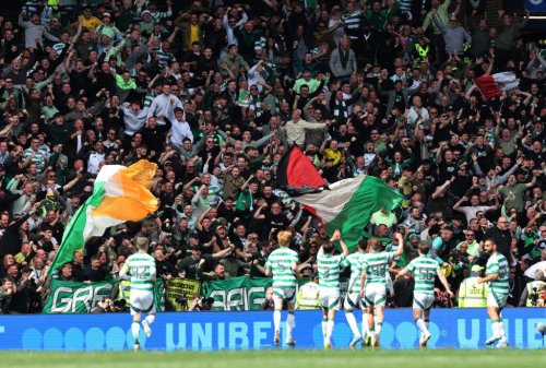 Famous Celtic Pub Unveils Brilliant New Title Banner Display