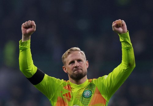 Kasper Schmeichel Named in FIFPro Top 10
