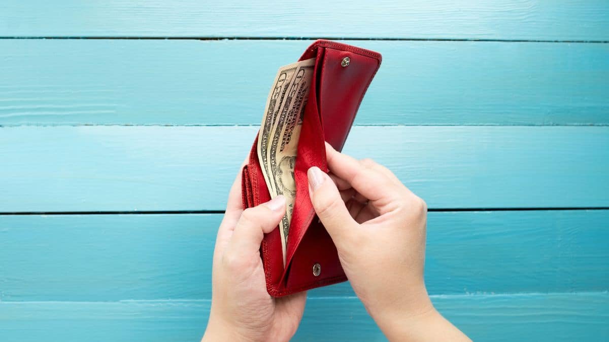 13 Lifestyle Choices That Have a Huge Impact on Your Wallet, in a Good Way - cover
