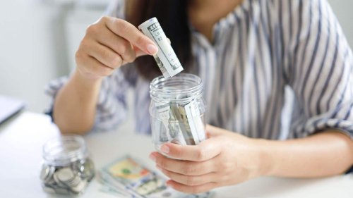 9 Steps To Building an Emergency Fund (Even if You’re Broke)