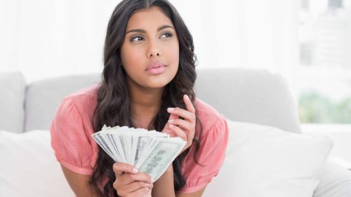 9 Easy Ways to Earn Cash While Watching TV