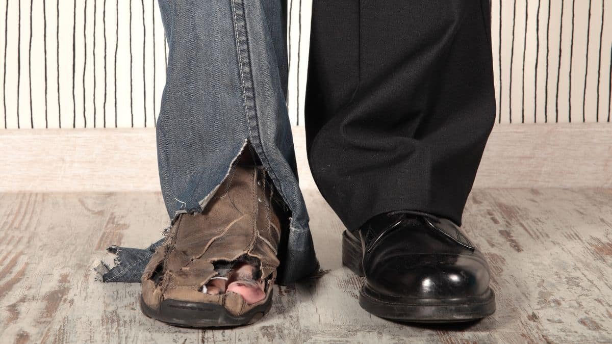 17 Habits That Scream ‘I Didn’t Have Money Growing Up’