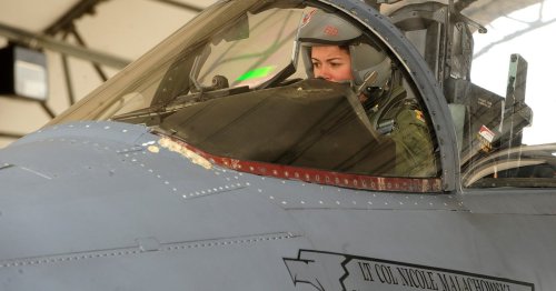 Women This Week: Colonel Nicole Malachowski’s Historic Thunderbird Flight Removed From Air Force Website