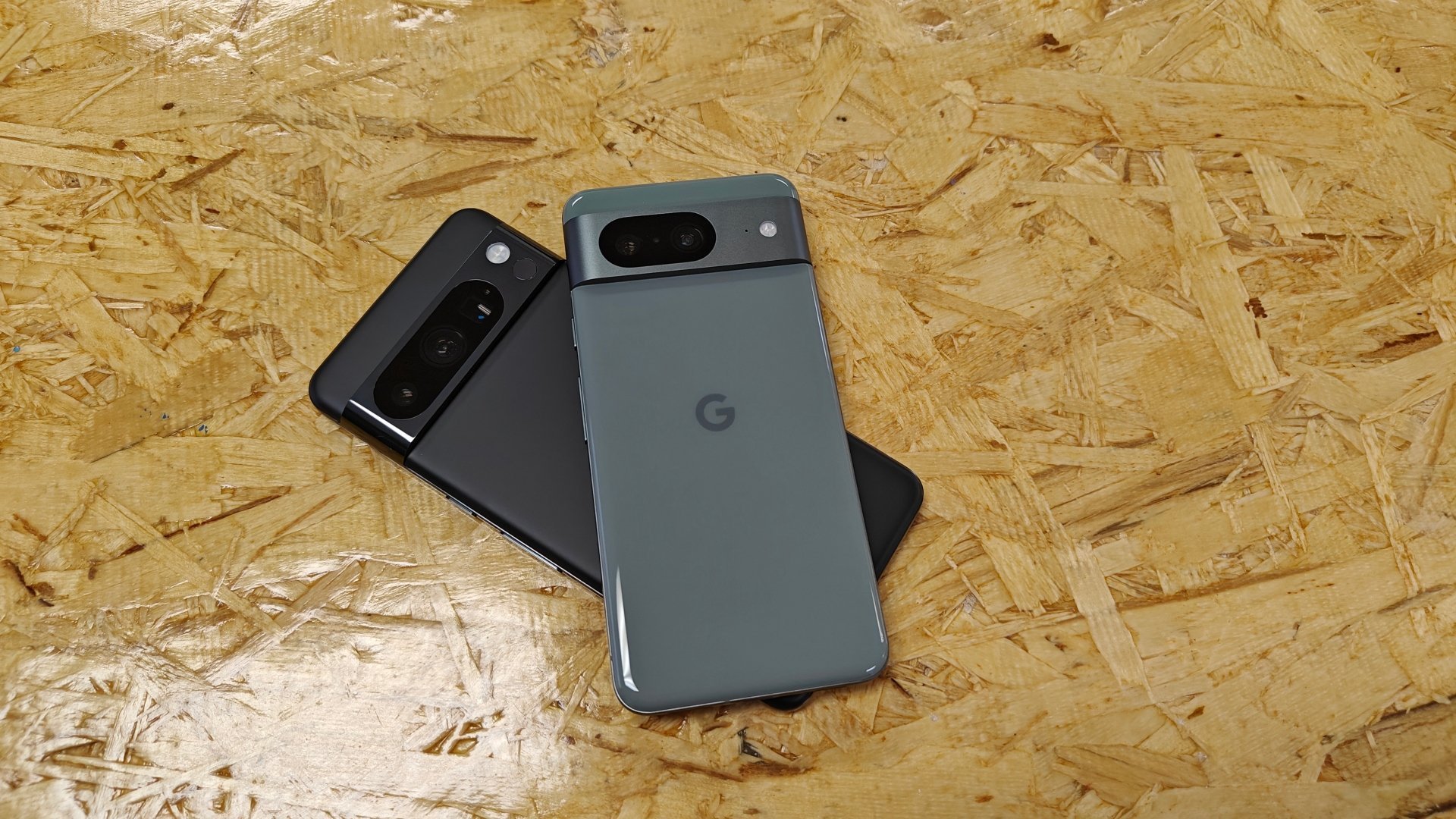 Google Pixel 8 Smartphone Review