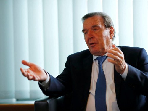 Allemagne : L'ex-chancelier Gerhard Schröder poursuit le Bundestag en justice, rapporte la DPA
