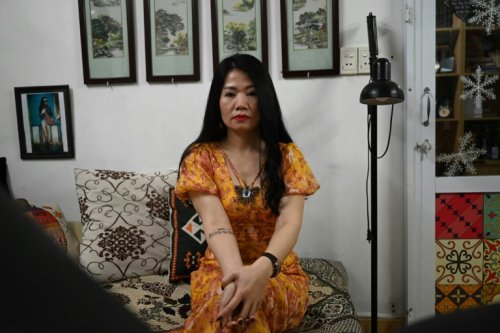 Au Vietnam, des femmes pansent leurs plaies par le tatouage