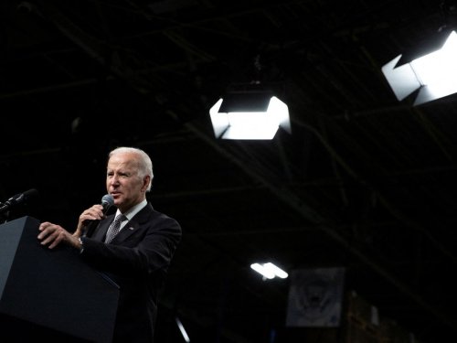 Biden gracie des milliers d'Américains condamnés pour possession de marijuana