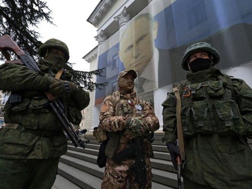 Des missiles de croisière russes détruits dans une explosion en Crimée, dit Kyiv