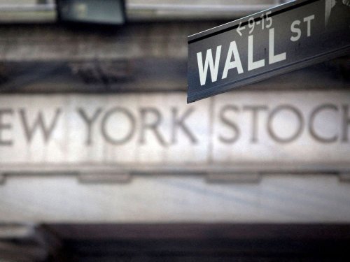 Wall Street termine la première séance du semestre dans le vert