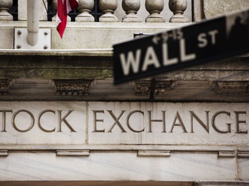 Wall Street finit en hausse après les commentaires de Powell