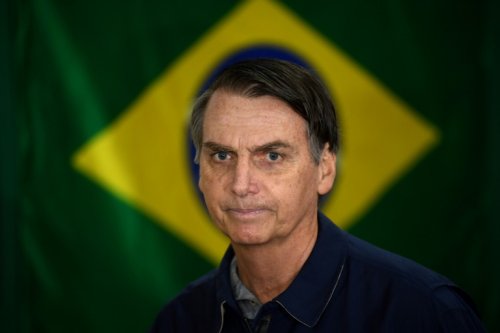 Brésil : Jair Bolsonaro, l'ex-capitaine droit dans ses bottes