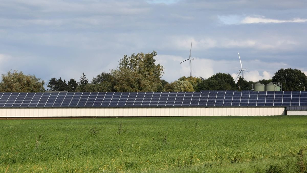 « Une catastrophe économique et énergétique » : un moratoire sur l’éolien et le photovoltaïque mettrait 80 000 emplois en péril