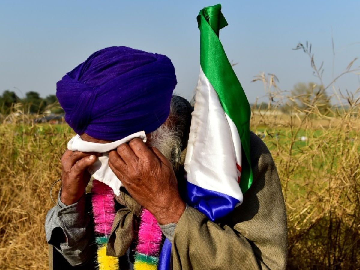 Inde : tirs de gaz lacrymogènes pour arrêter une marche d’agriculteurs en colère