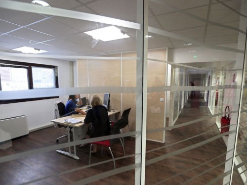 Cadres "seniors": entourez-vous pour trouver un job