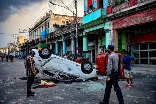 Cuba: le gouvernement fait un premier geste après les manifestations