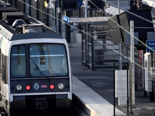 Macron veut des RER dans 10 villes françaises