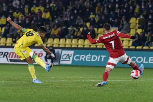 Coupe de France: Nantes file en quarts sur un doublé de Blas