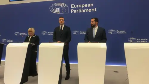 Quand Jordan Bardella et les europhobes du RN se mettent à travailler au Parlement européen
