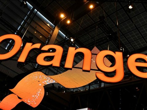 Succession à Orange : Frank Boulben renonce, la voie se libère pour Christel Heydemann.