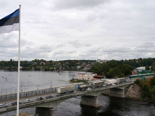 L'Estonie et la Lettonie expulsent les ambassadeurs russes en représailles