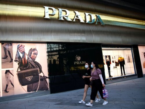 Le marché chinois du luxe s'est contracté de 10% en 2022-Bain